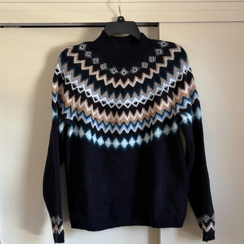 Croft & Barrow Ladies Navy  Sweater
